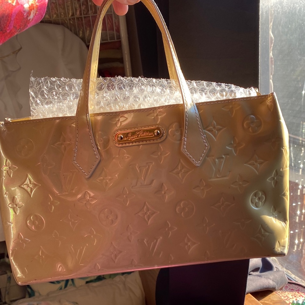 Louis Vuitton Shiny Gold Monogram Satchel - Picture 3 of 14